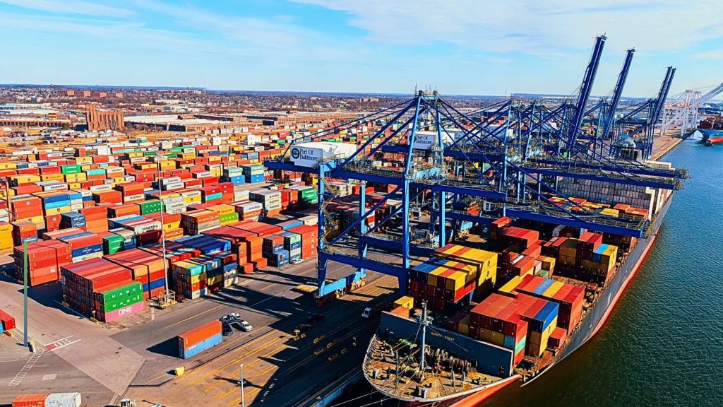 fast n accurate logistics supports Jeddah's industrial expansion